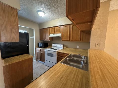 2174 Aspen Drive Dallas TX 75227