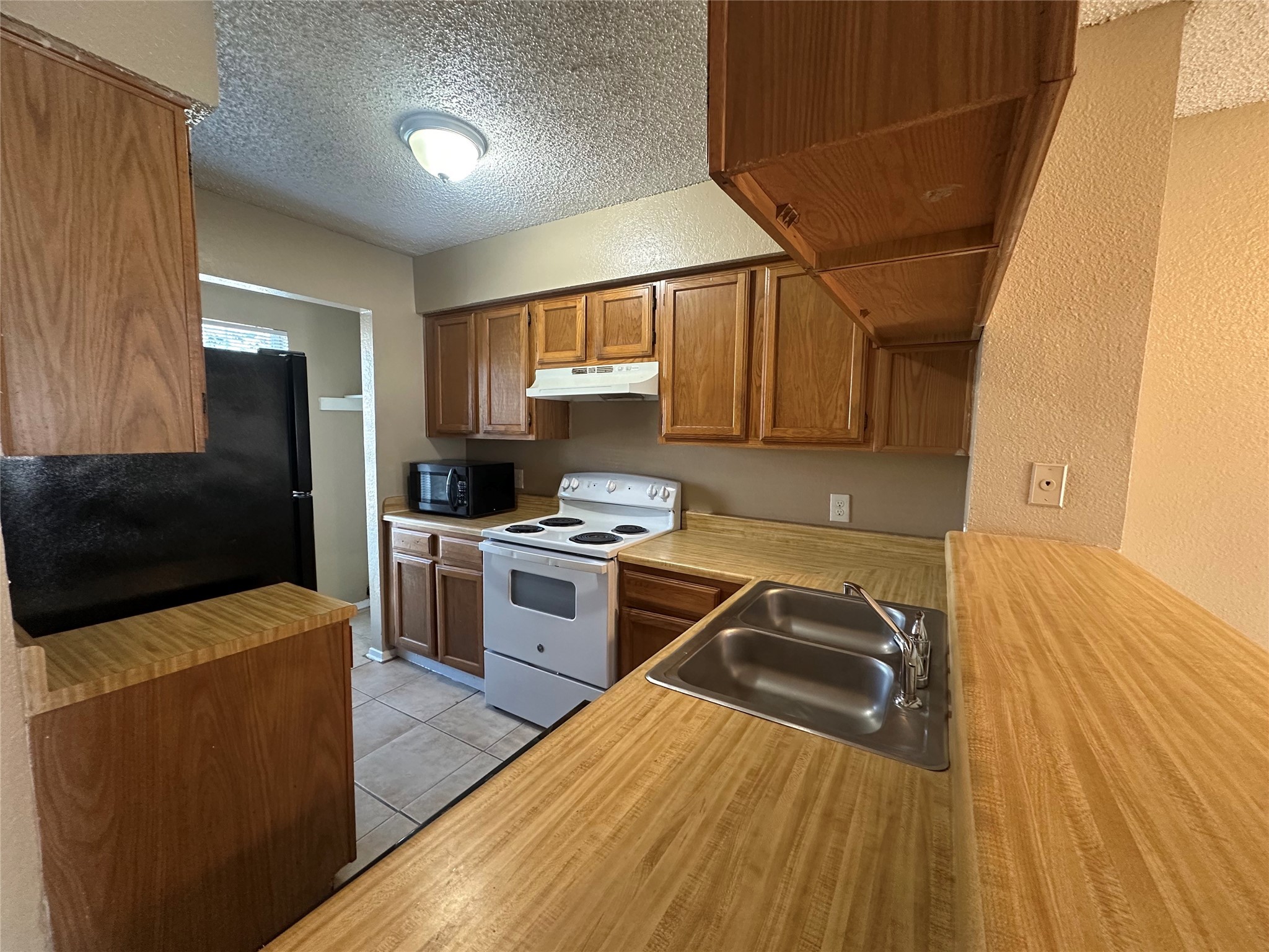 2174 Aspen Drive Dallas TX 75227