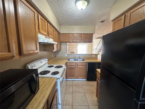 2174 Aspen Drive Dallas TX 75227