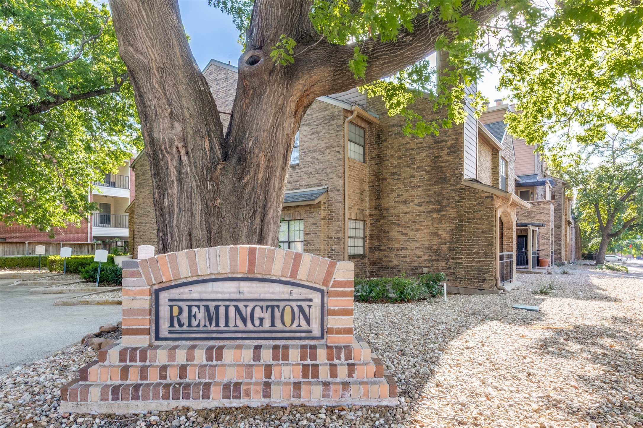 6002 Auburndale Avenue University Park TX 75205