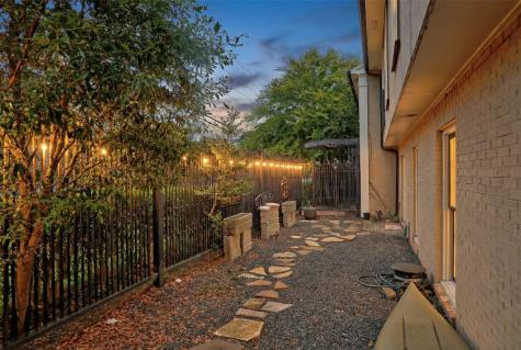 7736 Meadow Road Dallas TX 75230