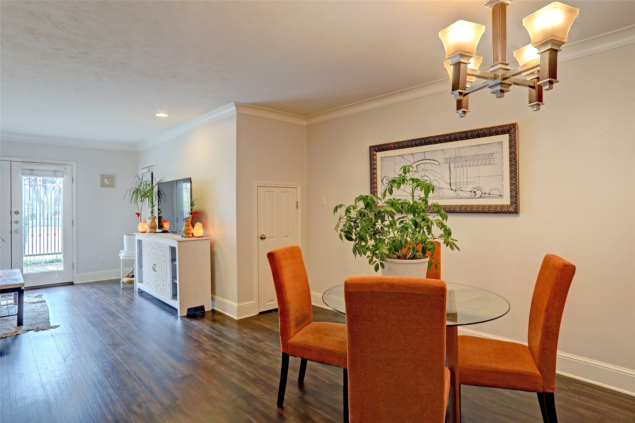 7736 Meadow Road Dallas TX 75230