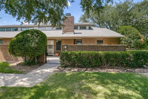 1112 Quail Creek Street Benbrook TX 76126