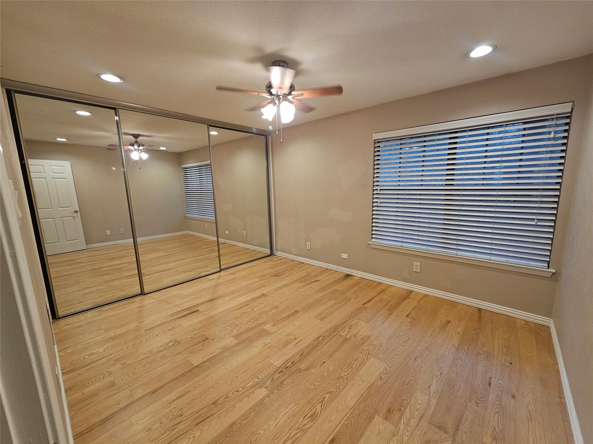 9910 Royal Lane Dallas TX 75231