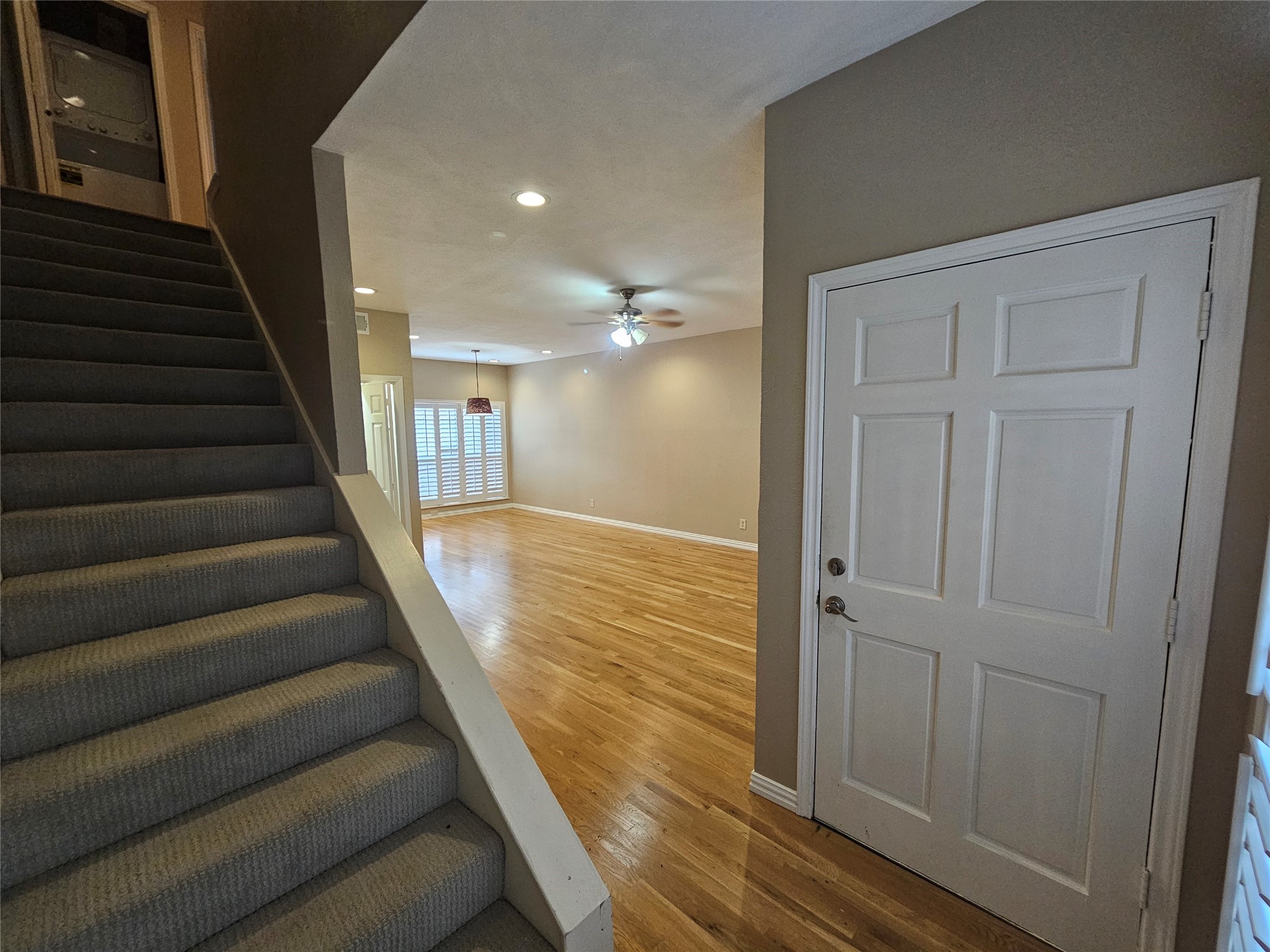 9910 Royal Lane Dallas TX 75231