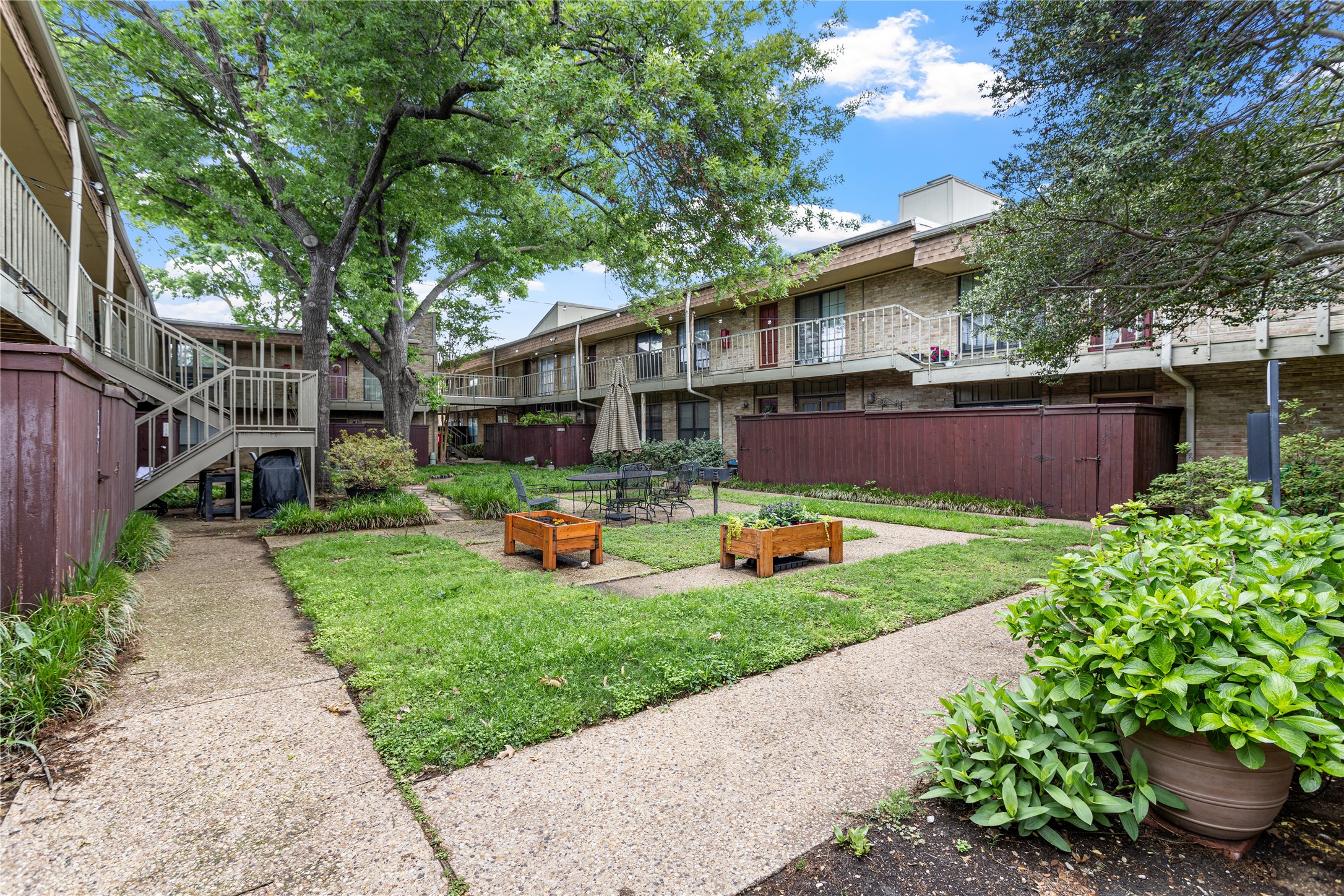 5916 Birchbrook Drive Dallas TX 75206