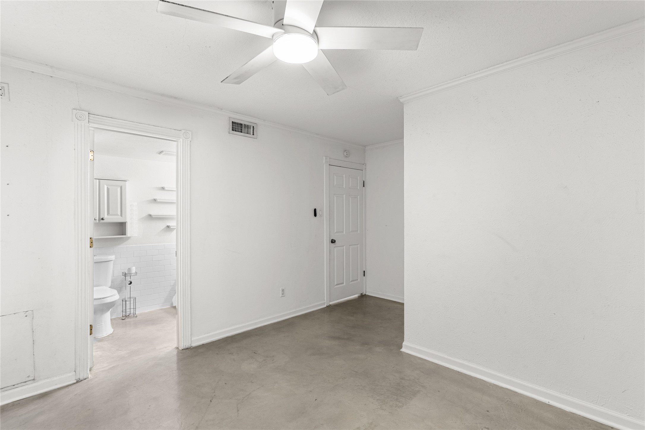 5916 Birchbrook Drive Dallas TX 75206