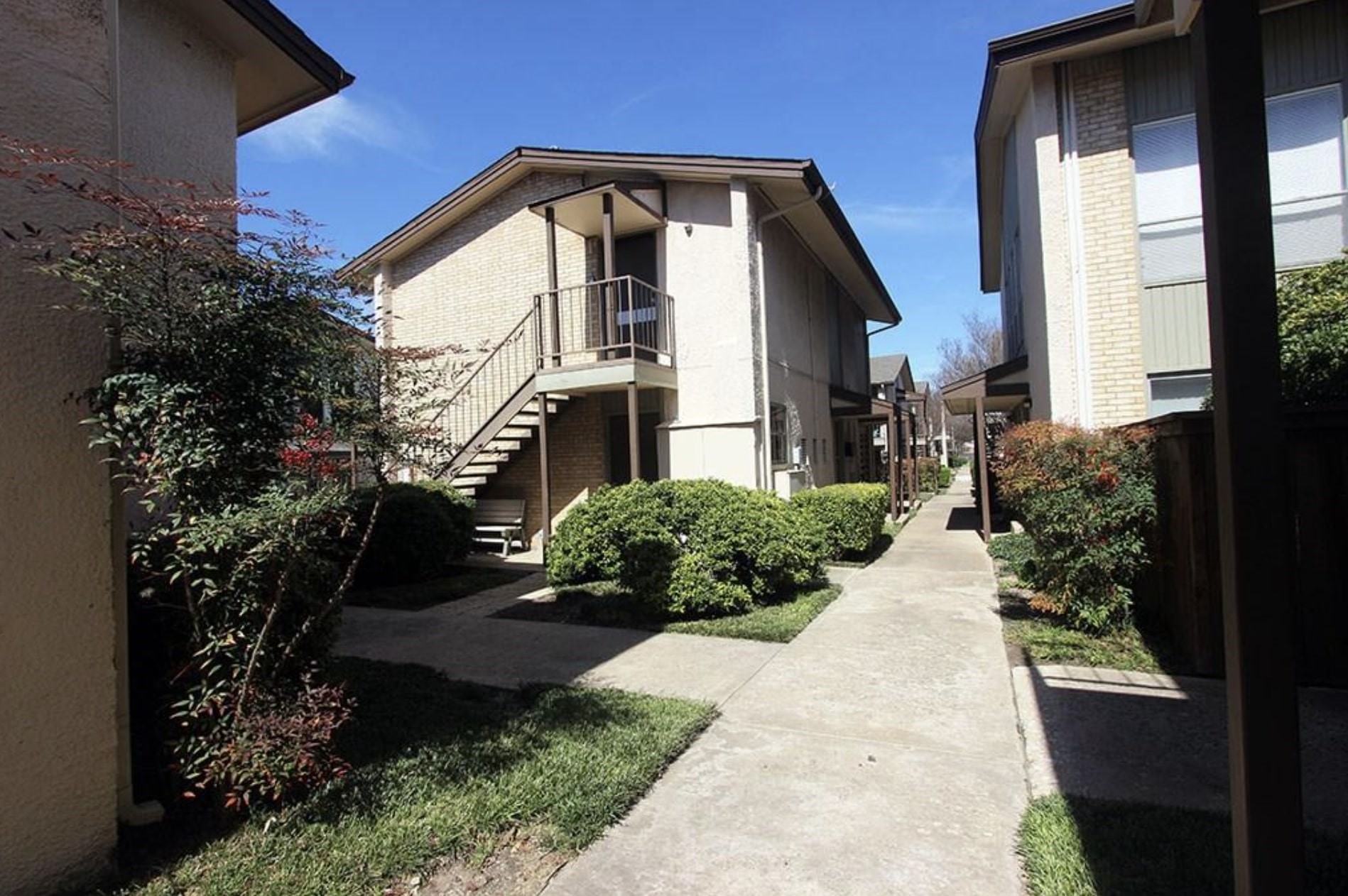12816 Midway Road Dallas TX 75244