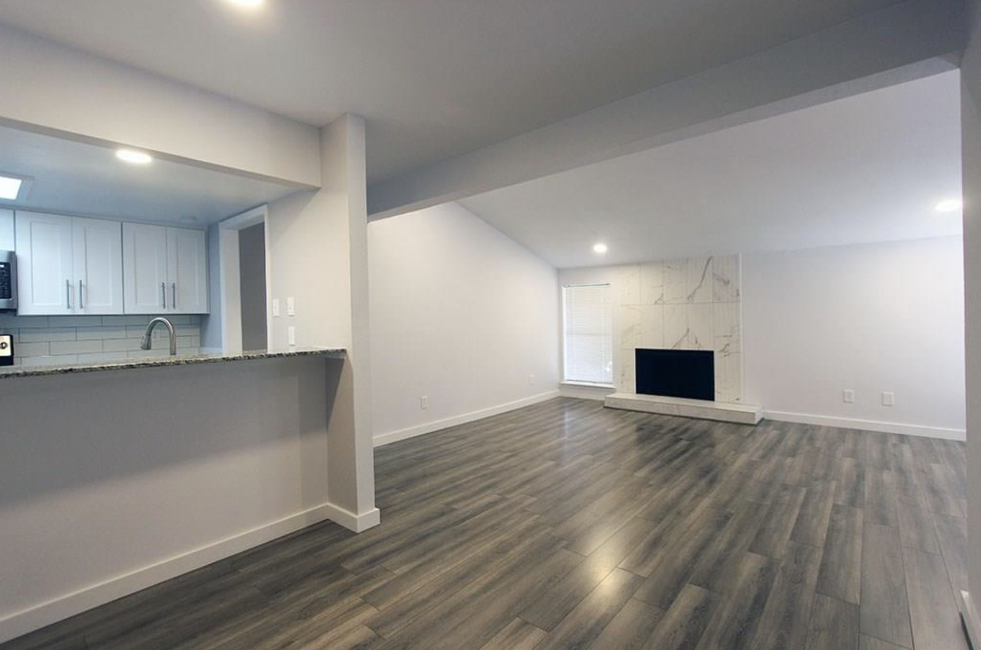 12816 Midway Road Dallas TX 75244