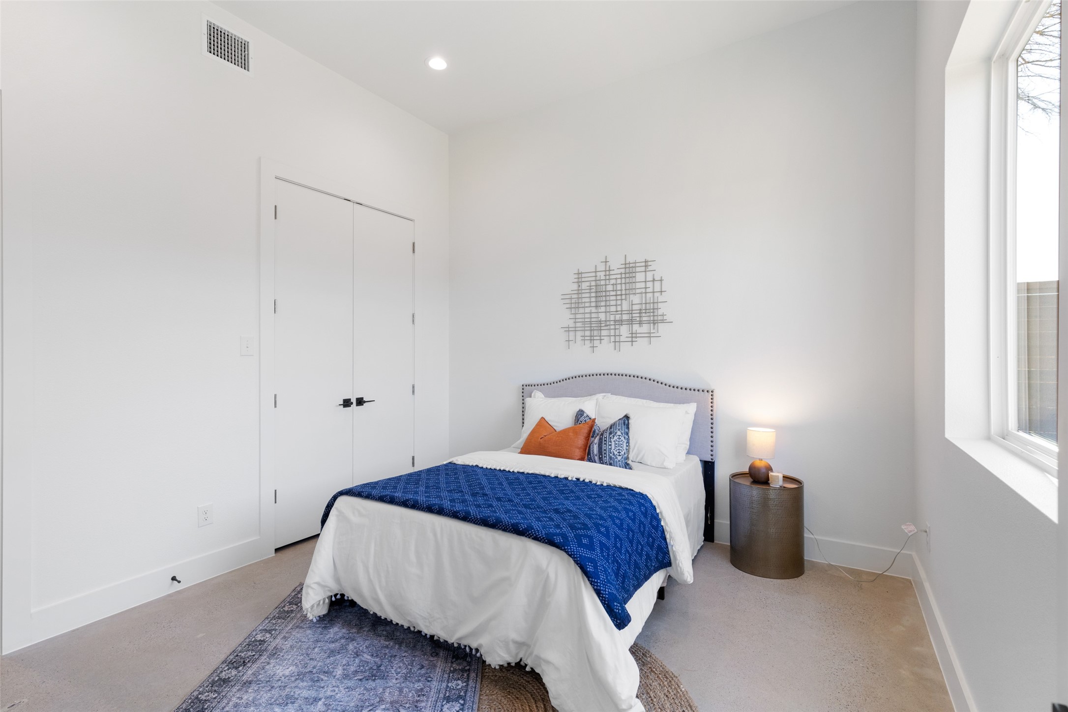 2120 Lovedale Avenue Dallas TX 75235