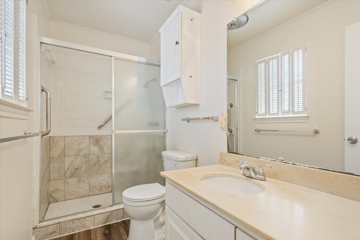 5226 Lake Shore Drive Waco TX 76710