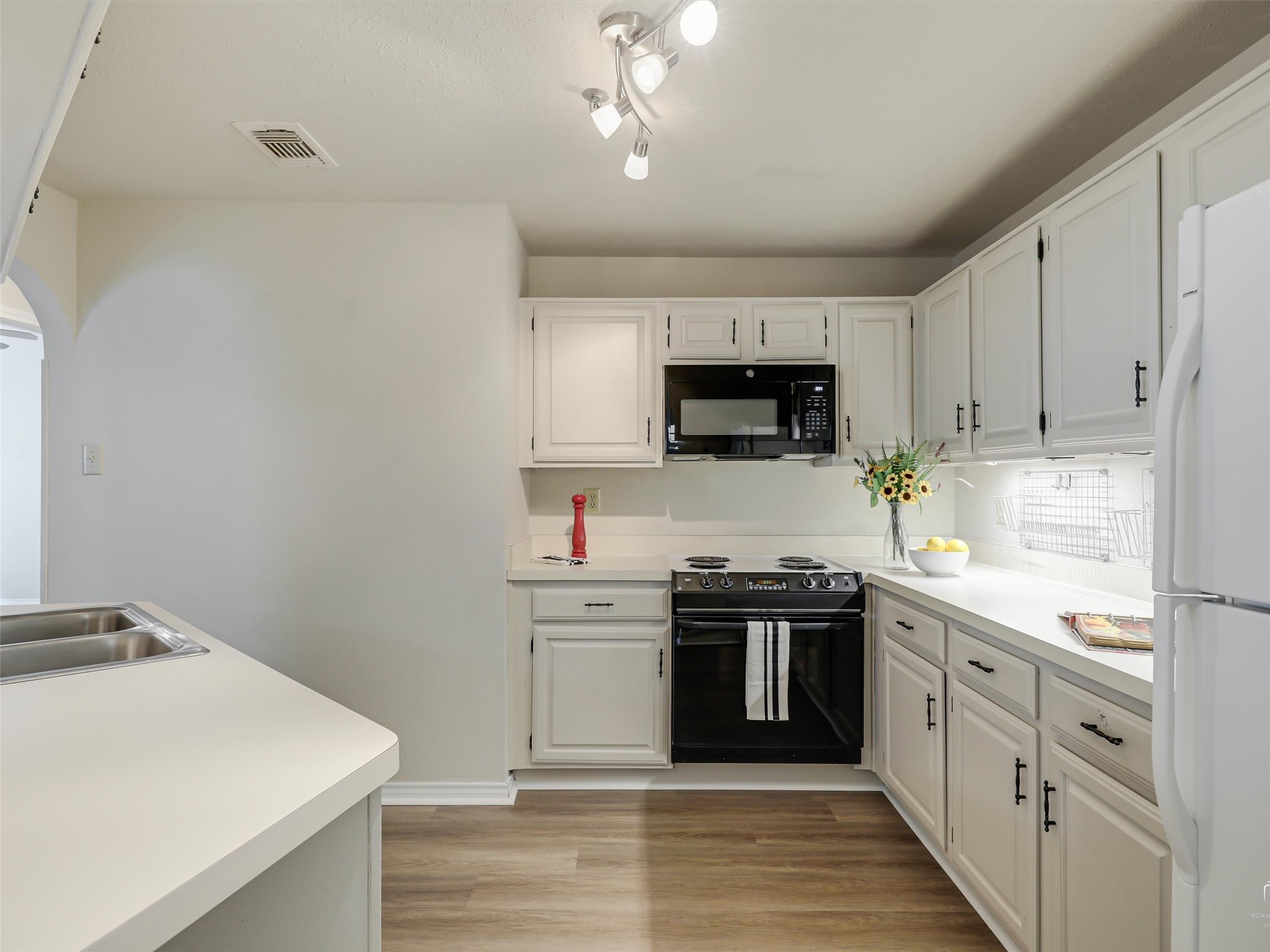 1010 Allen Street Dallas TX 75204