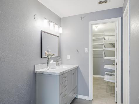 1010 Allen Street Dallas TX 75204