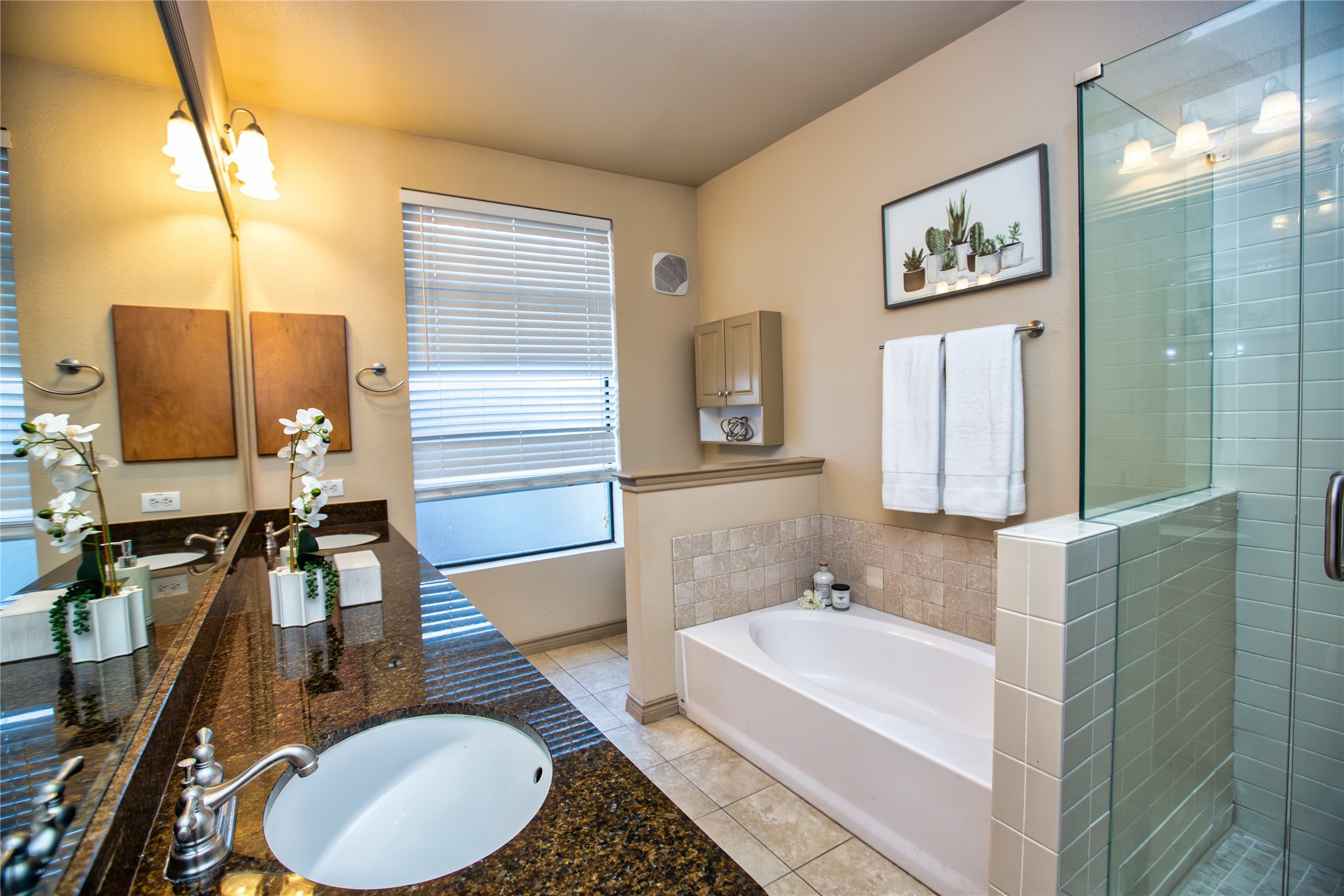1201 Beaconsfield Lane Arlington TX 76011