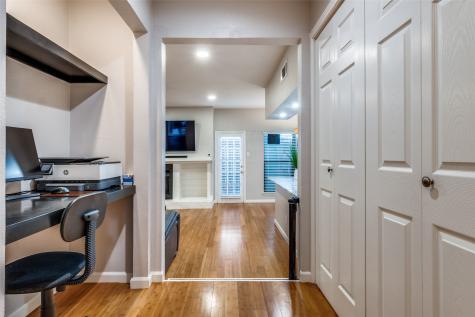 7525 Holly Hill Drive Dallas TX 75231