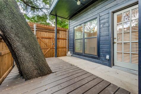 7525 Holly Hill Drive Dallas TX 75231