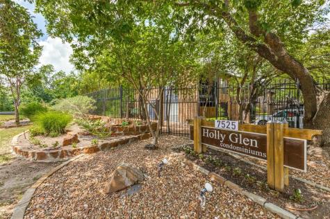 7525 Holly Hill Drive Dallas TX 75231