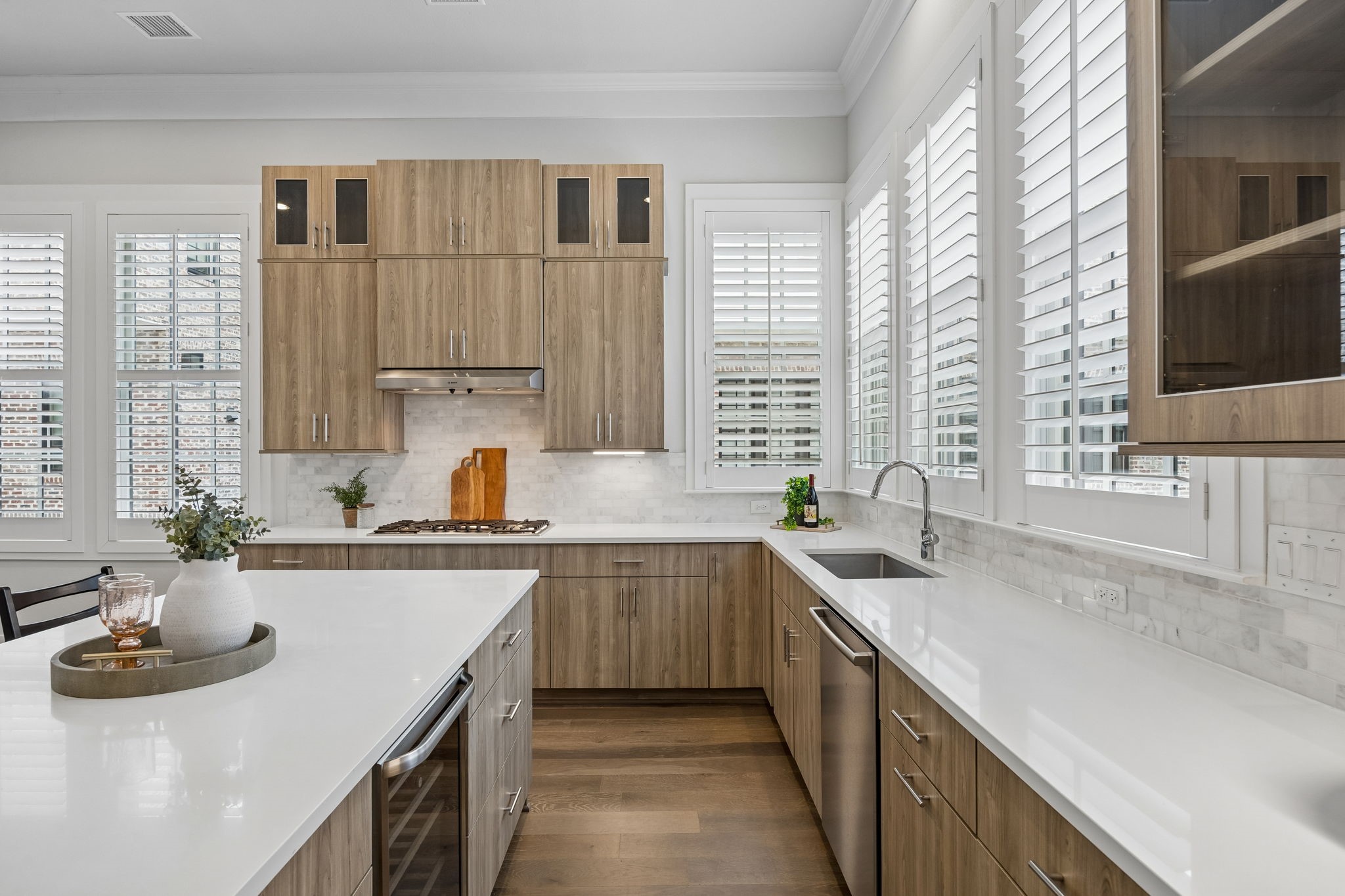 14971 Oak Street Addison TX 75001