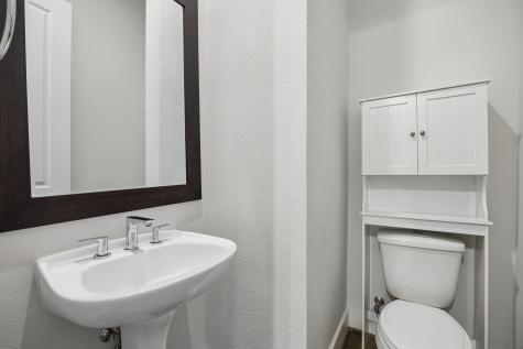 14971 Oak Street Addison TX 75001