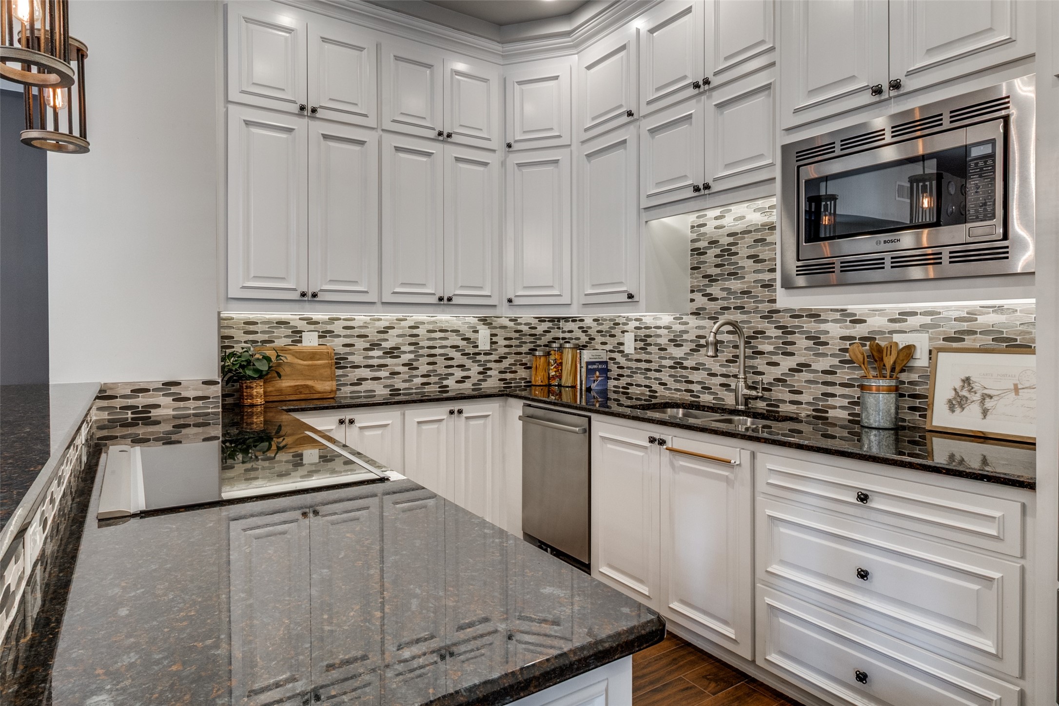 6211 W Northwest Highway Dallas TX 75225