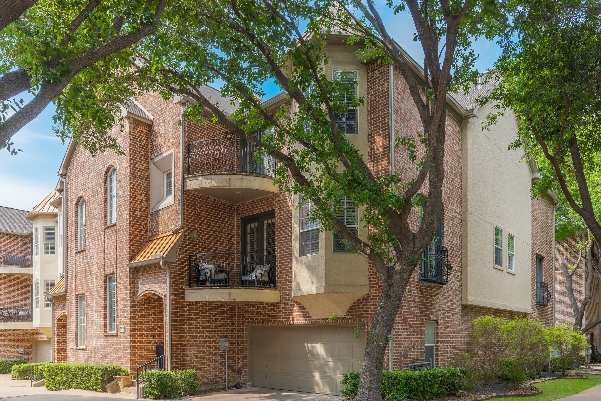 3959 Travis Street Dallas TX 75204