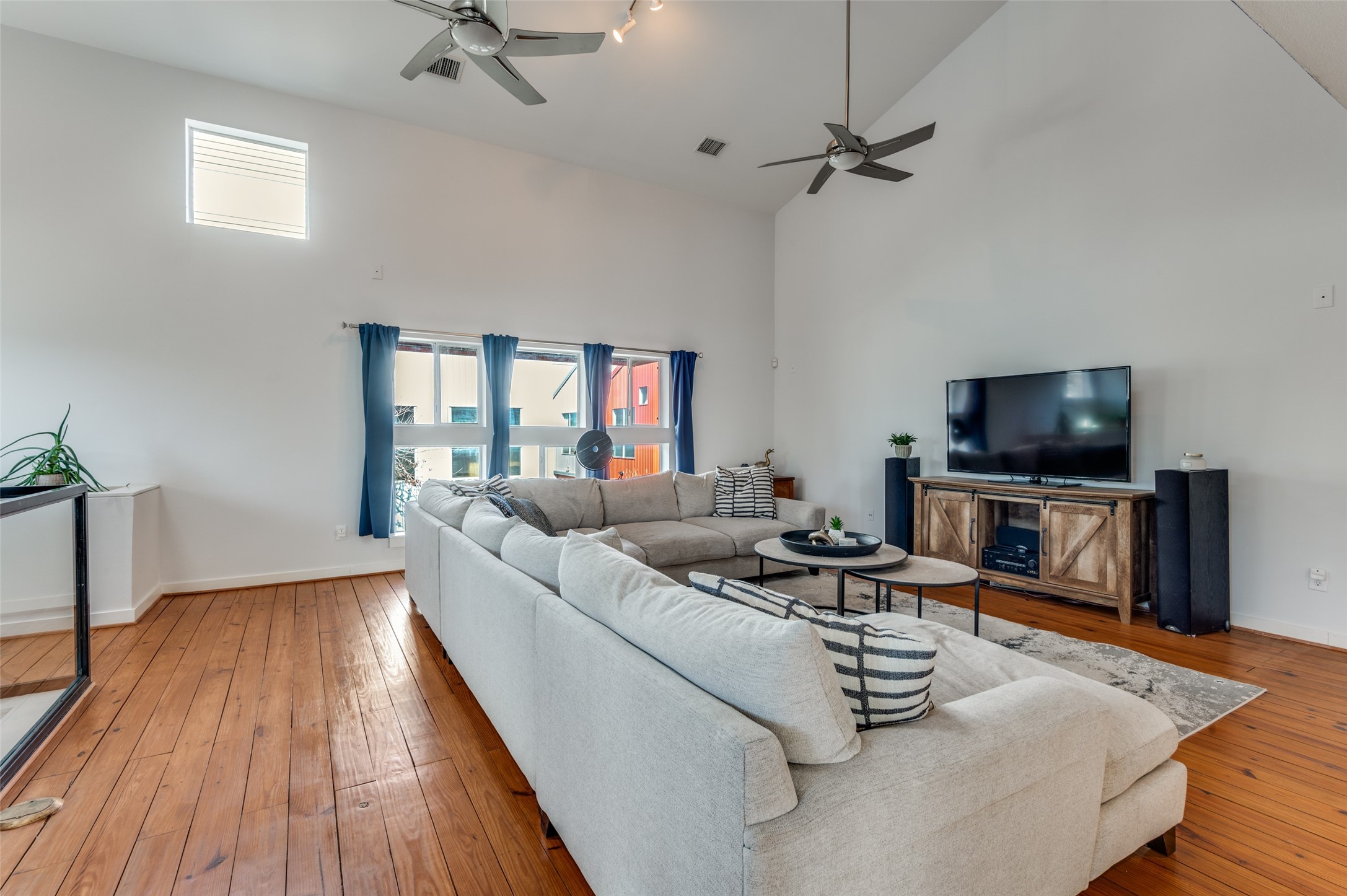 4605 Lester Drive Dallas TX 75219