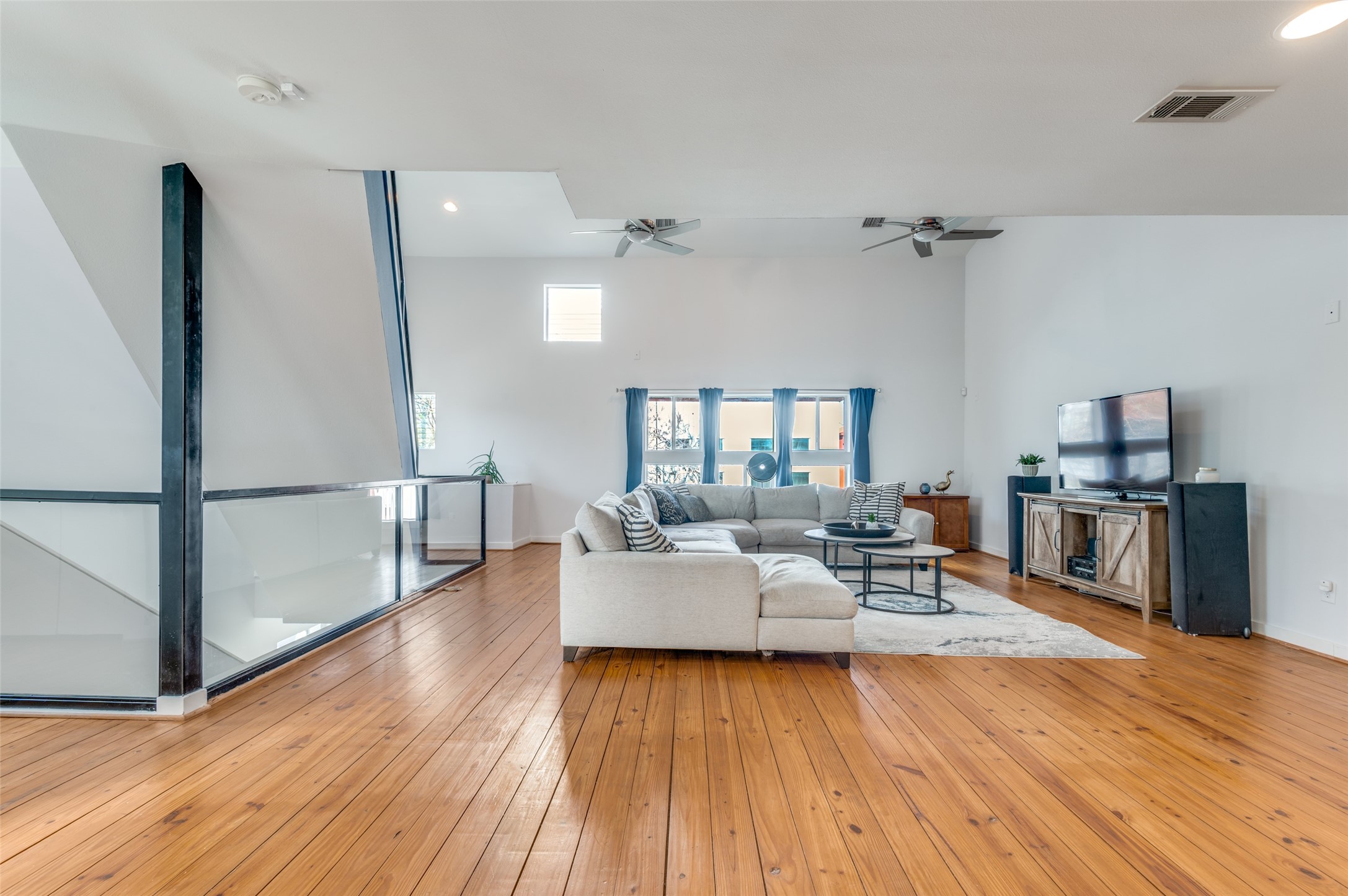 4605 Lester Drive Dallas TX 75219