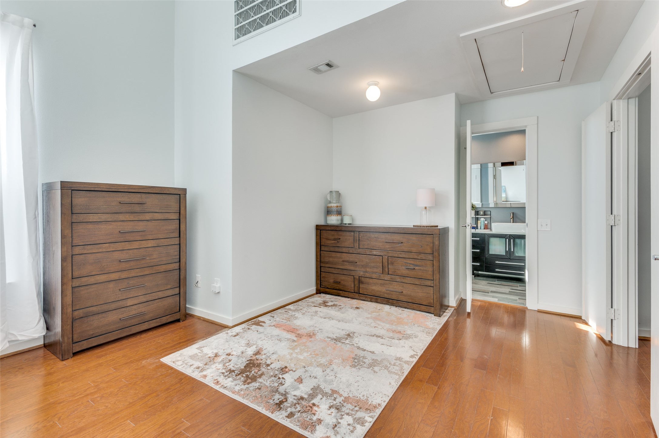 4605 Lester Drive Dallas TX 75219