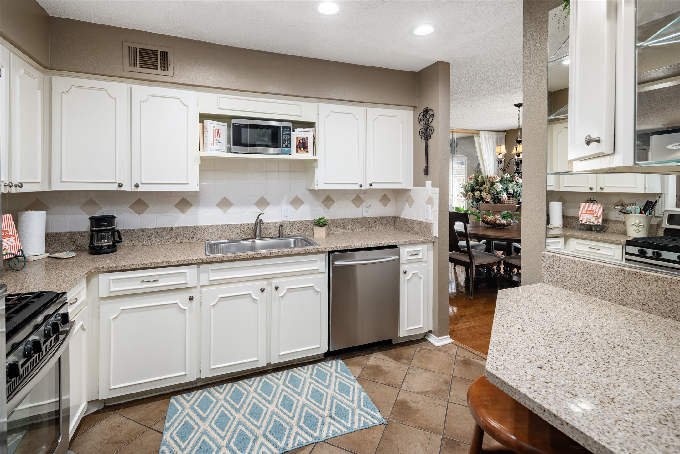 5915 Copperwood Lane Dallas TX 75248