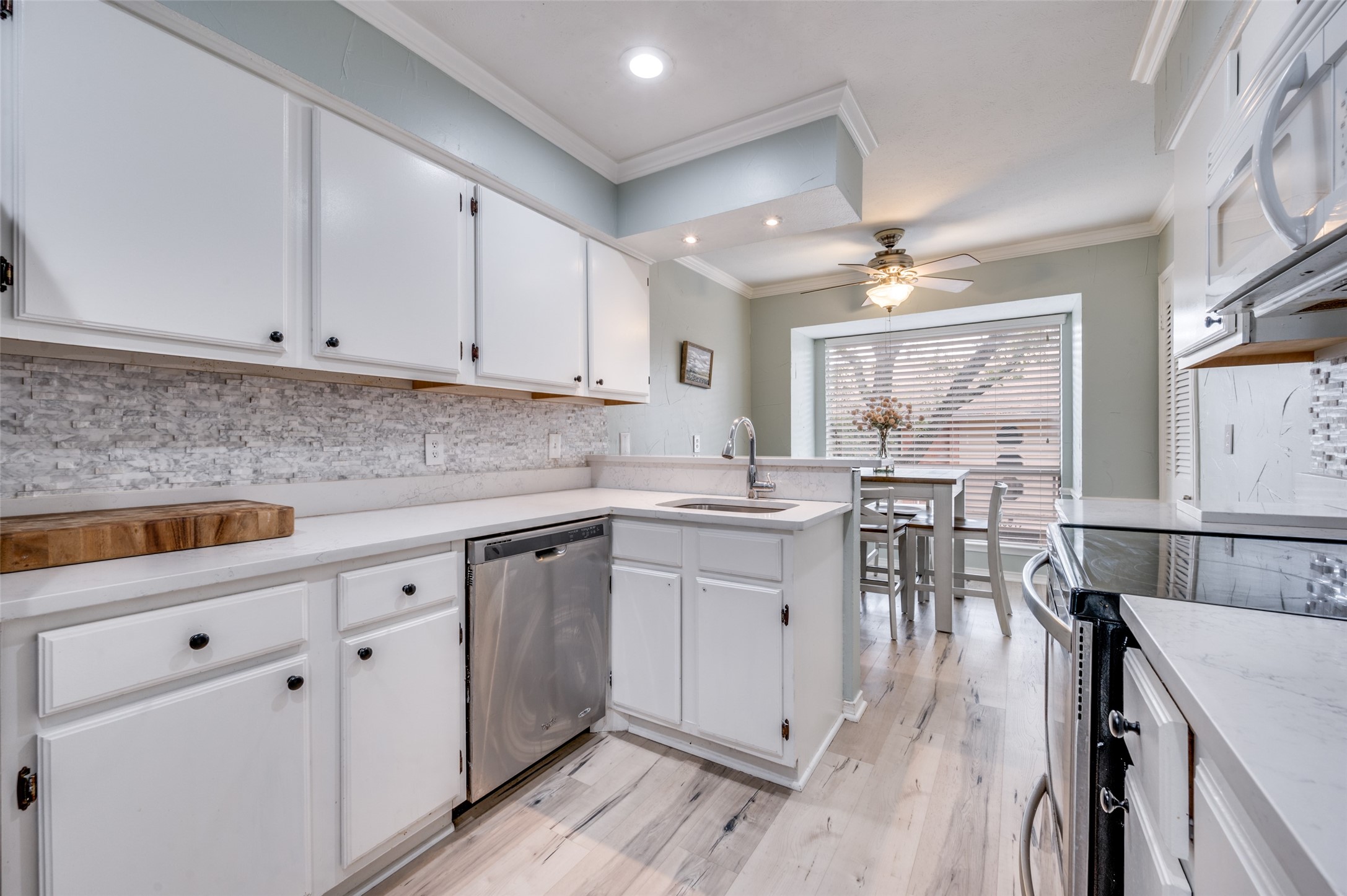 10029 Regal Park Lane Dallas TX 75230