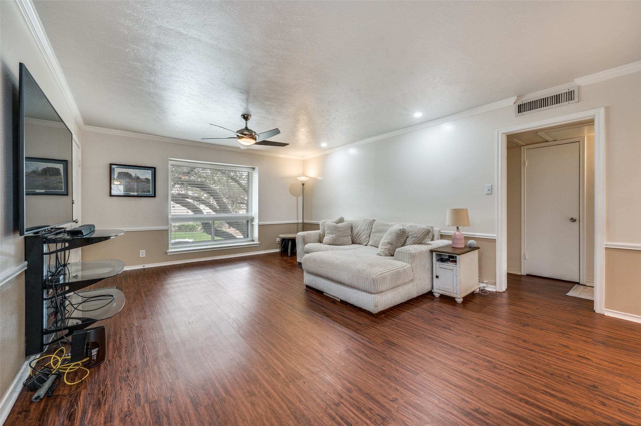 10029 Regal Park Lane Dallas TX 75230