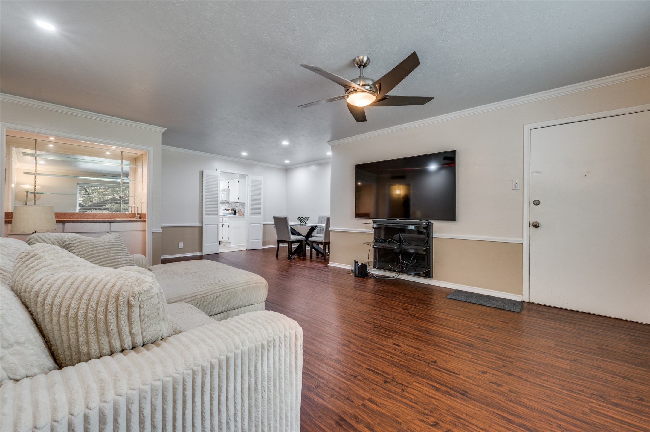 10029 Regal Park Lane Dallas TX 75230