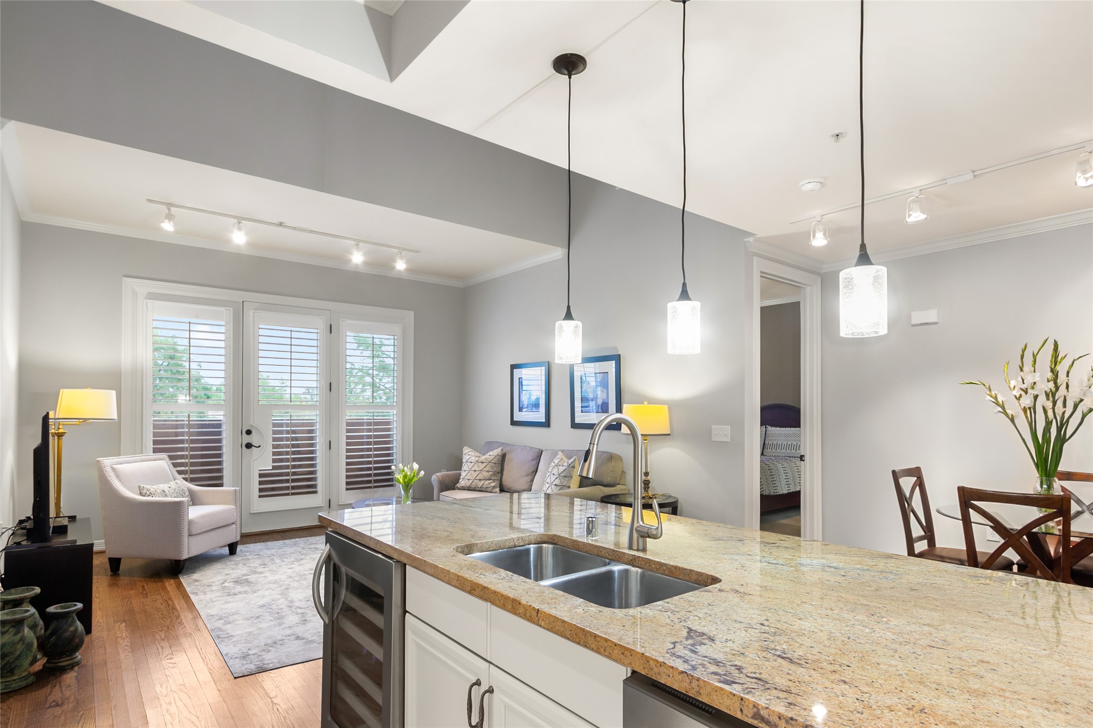 8616 Turtle Creek Boulevard Dallas TX 75225