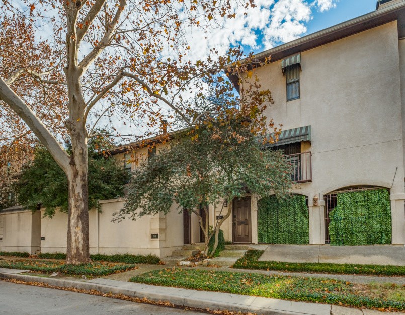 3616 Reagan Street Dallas TX 75219