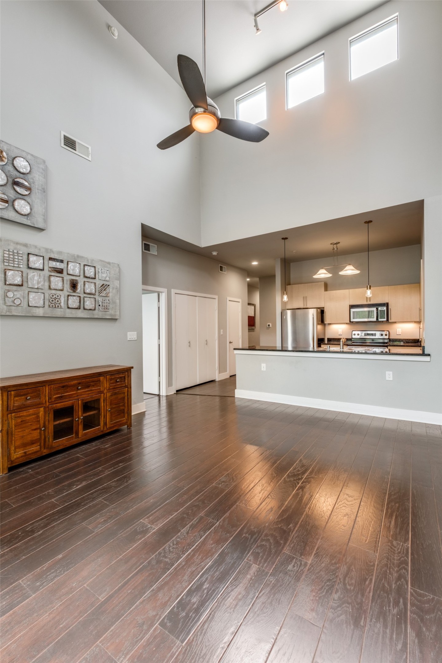 4605 Cedar Springs Road Dallas TX 75219