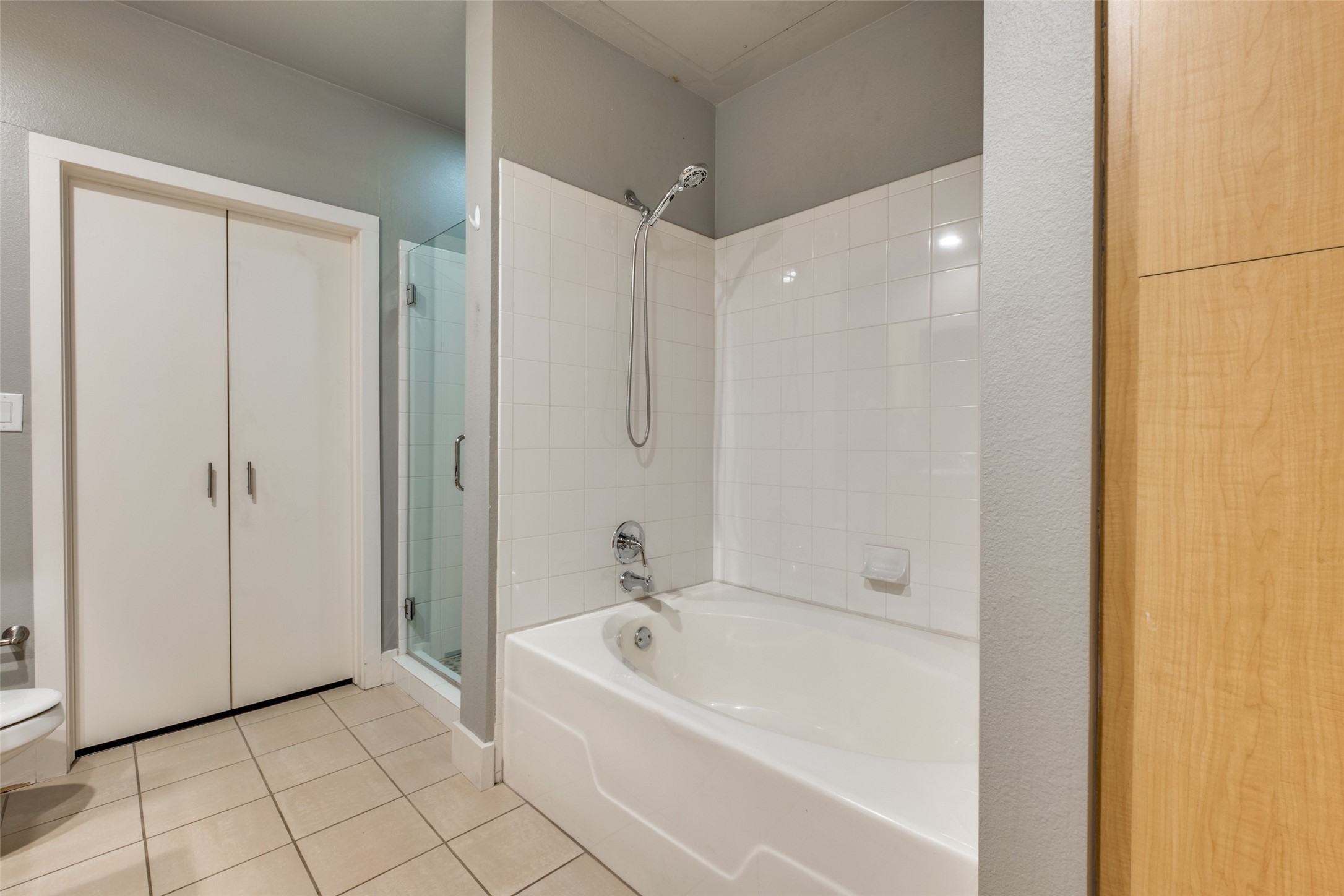 4605 Cedar Springs Road Dallas TX 75219