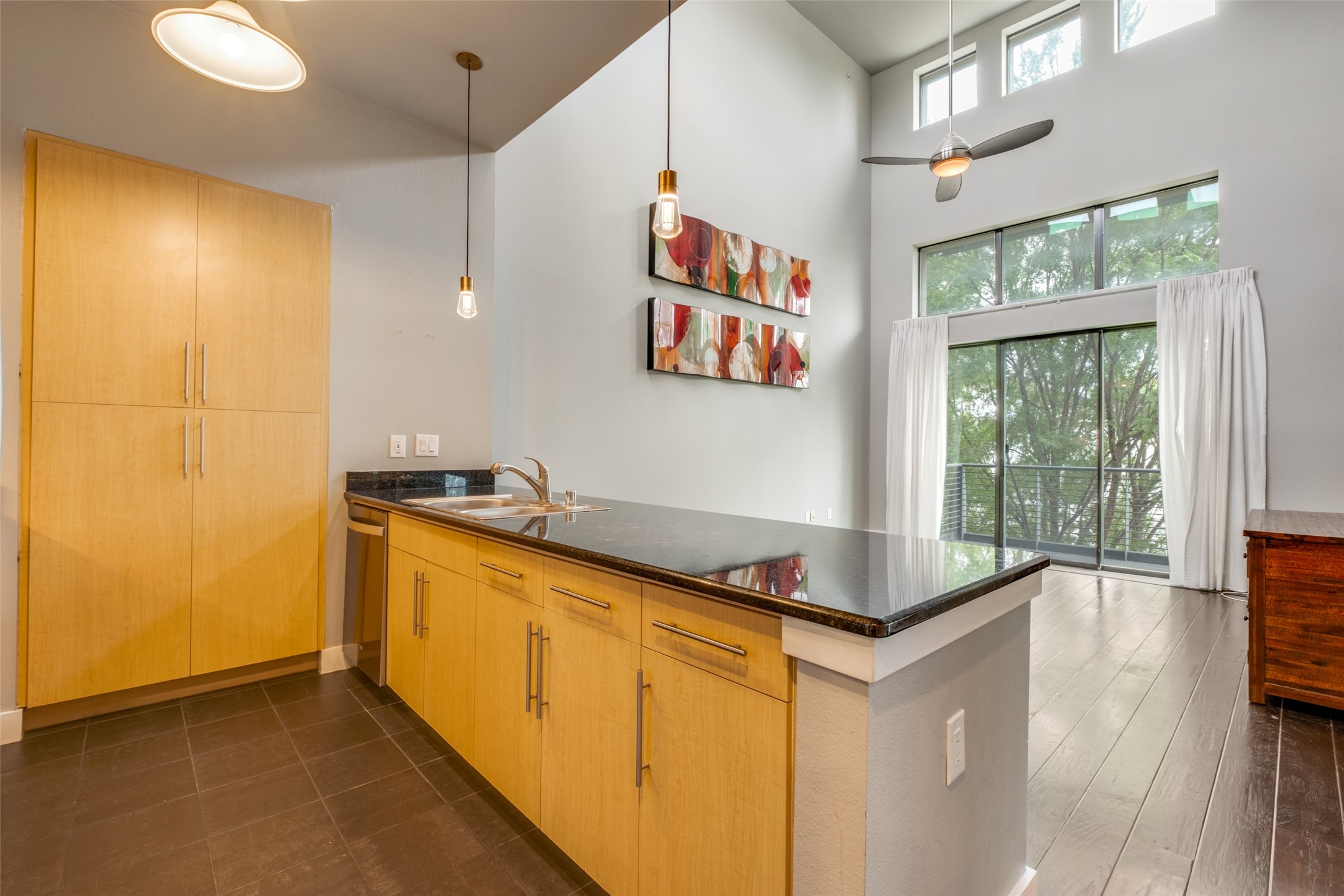 4605 Cedar Springs Road Dallas TX 75219