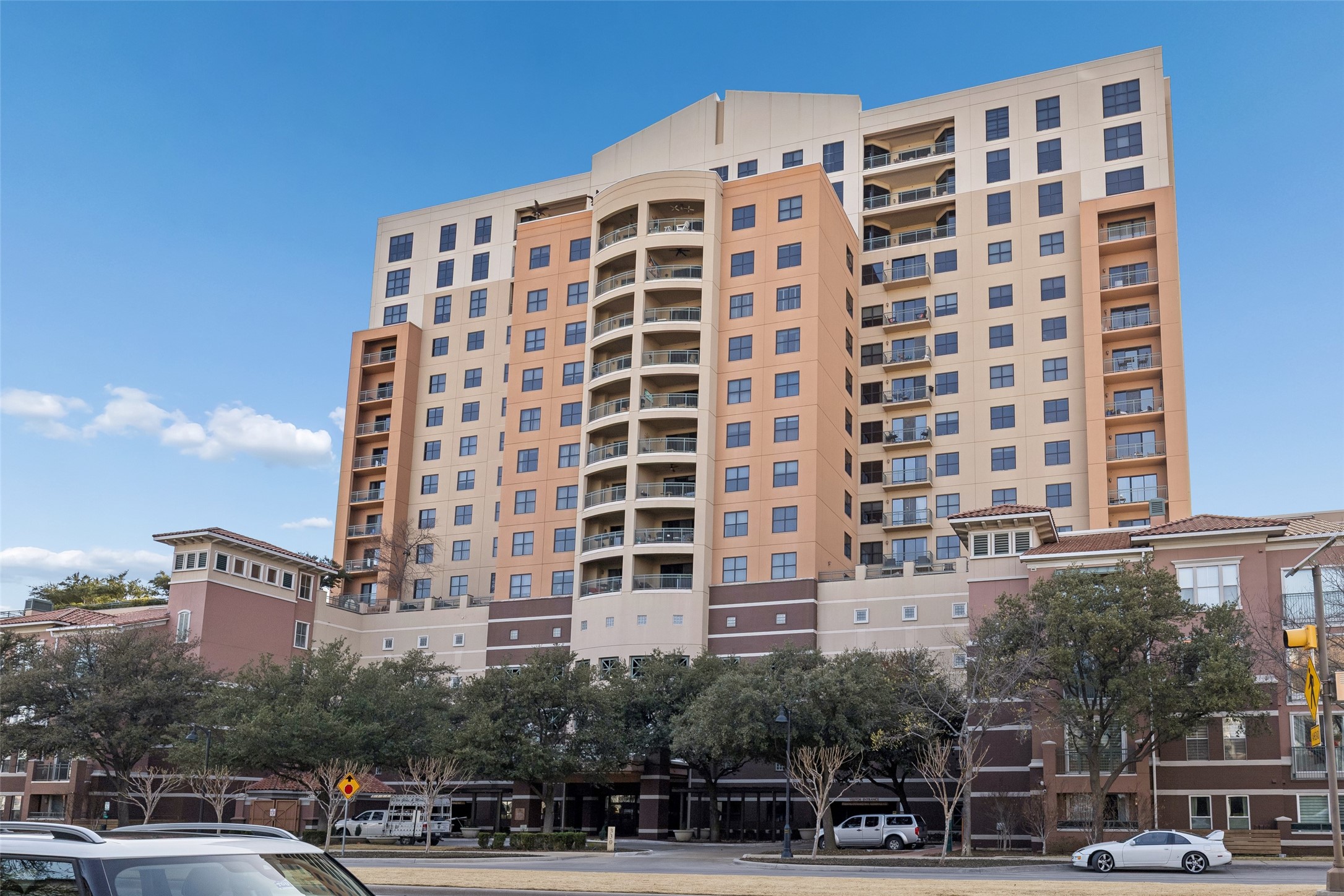 330 Las Colinas Boulevard E Irving TX 75039