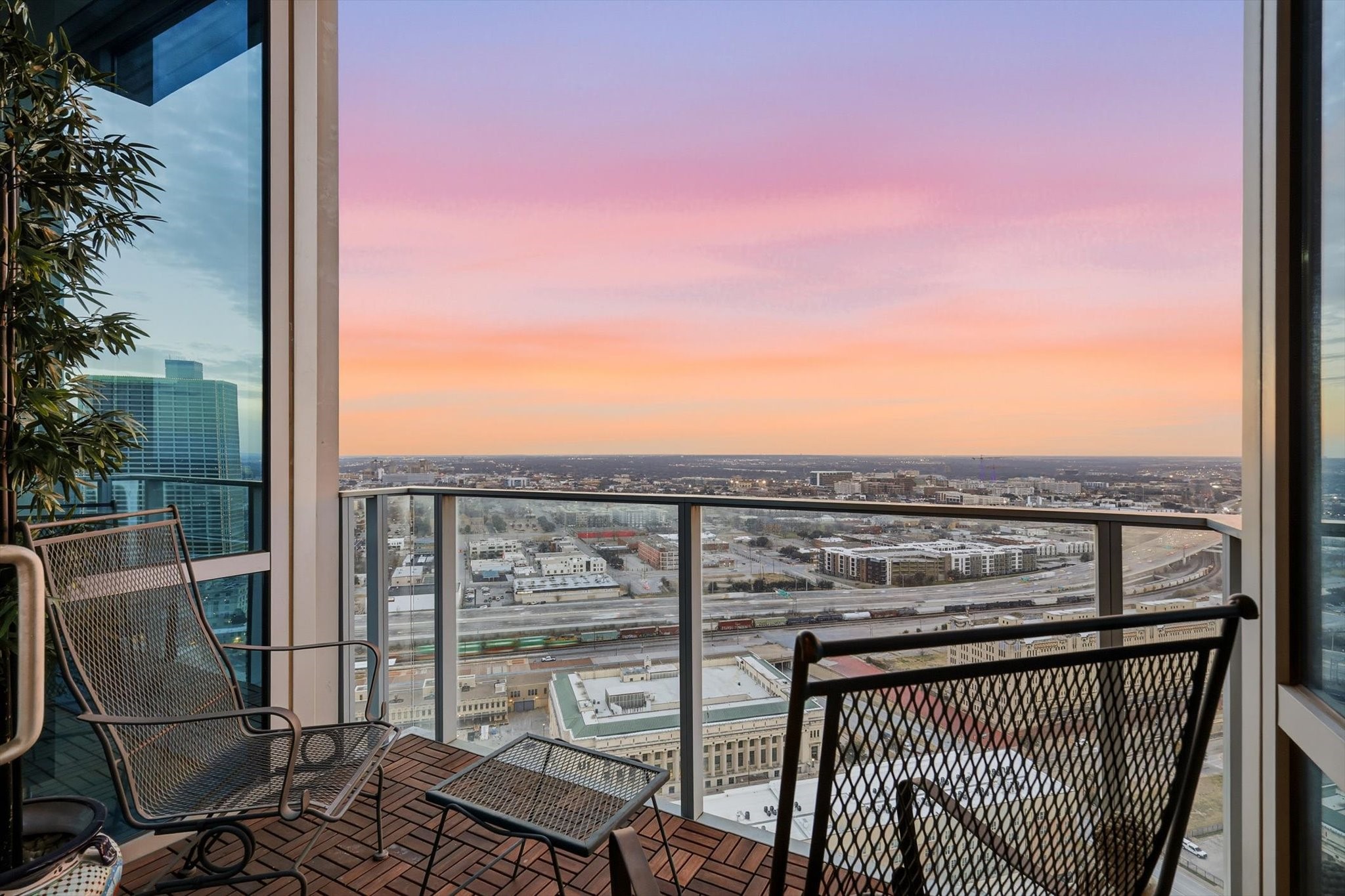 1301 Throckmorton Street Fort Worth TX 76102