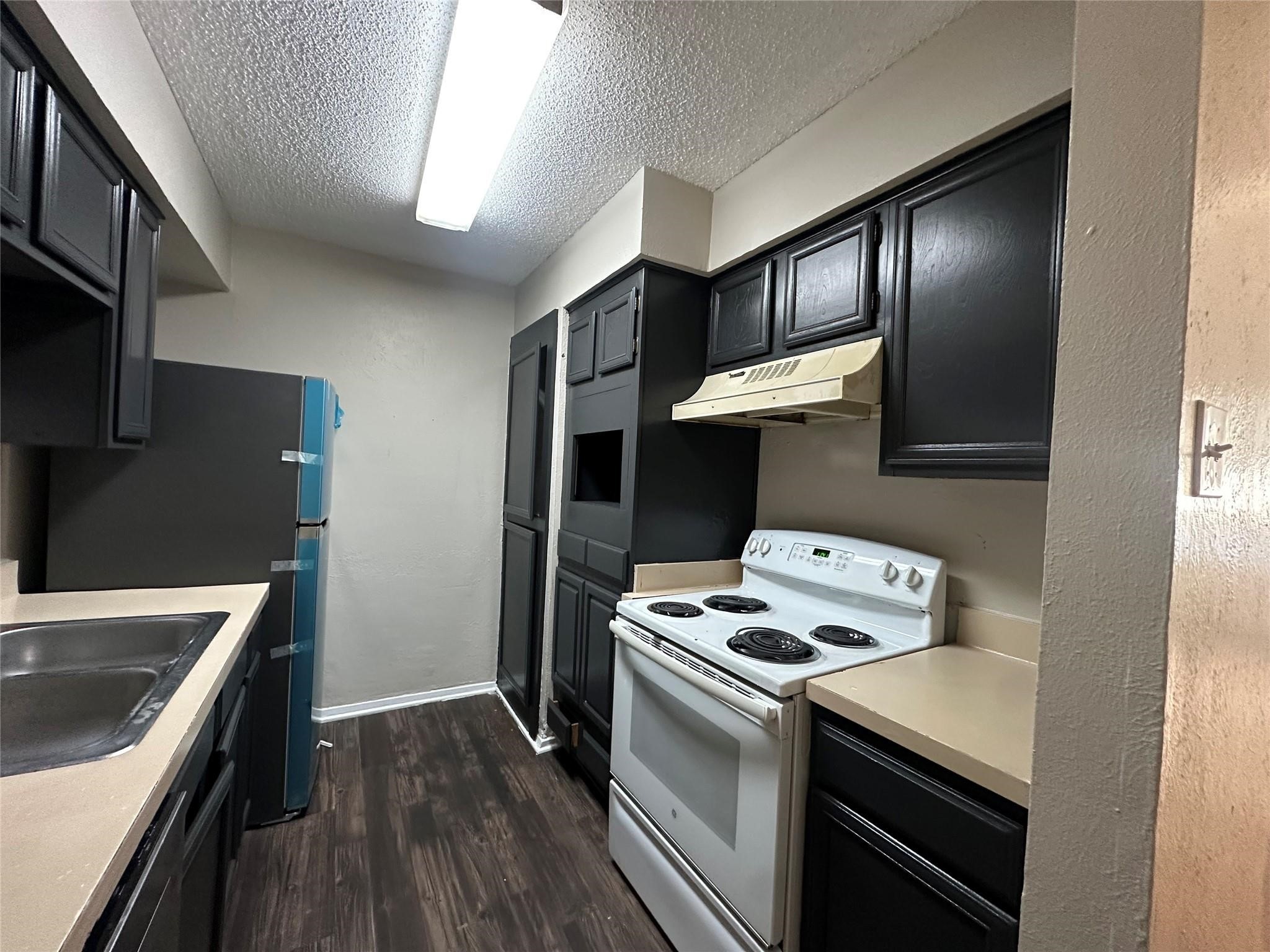 9696 Walnut Street Dallas TX 75243