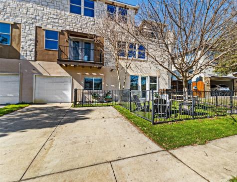 302 Slaughter Avenue Dallas TX 75214