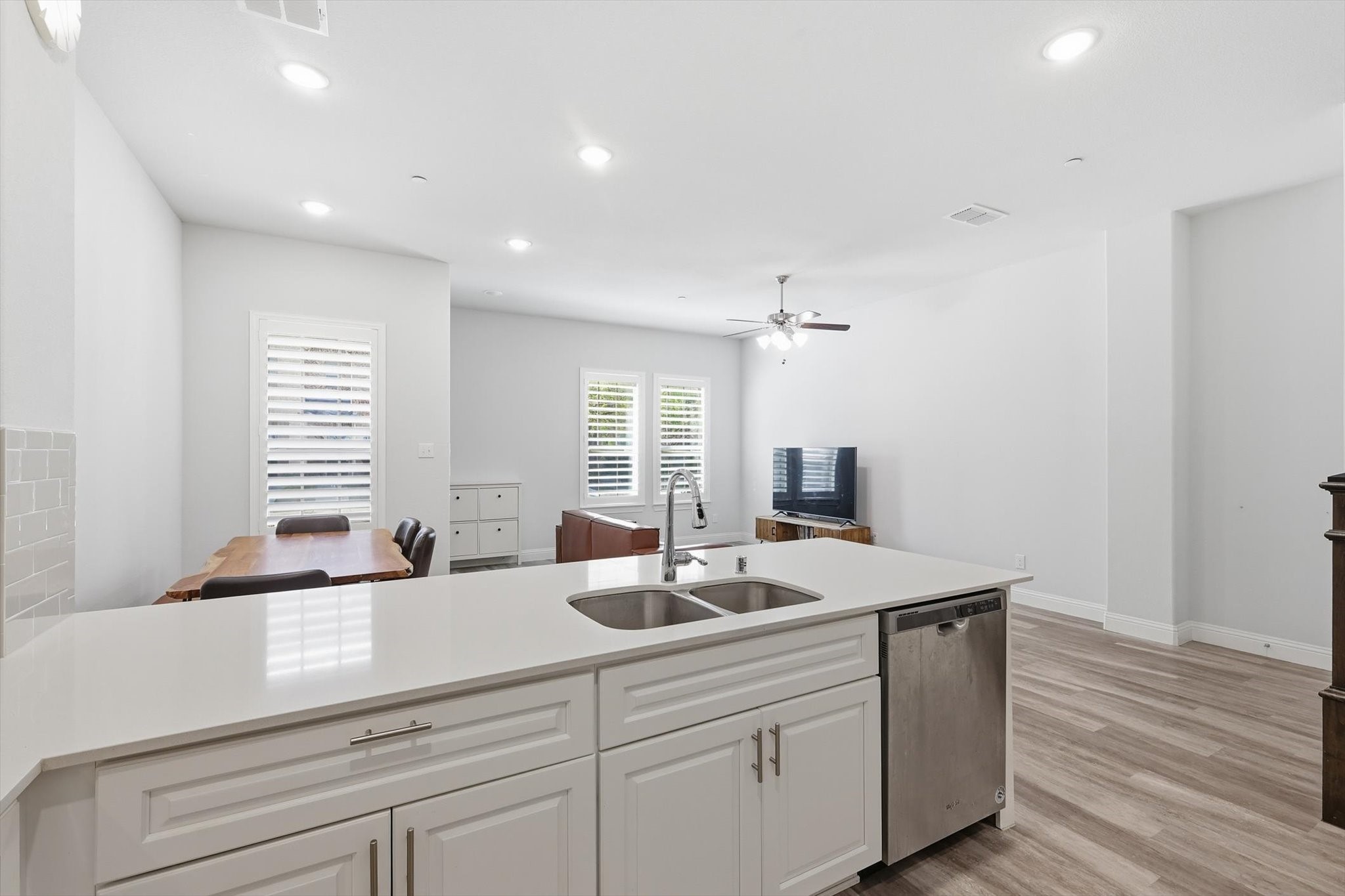 1567 Windermere Way Farmers Branch TX 75234