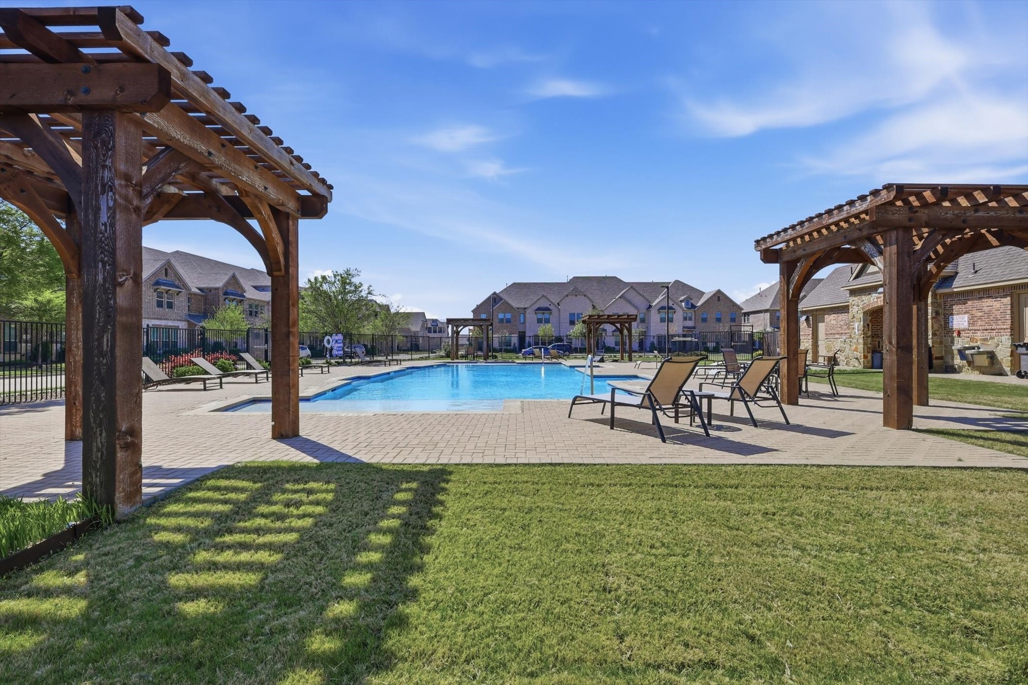 1567 Windermere Way Farmers Branch TX 75234