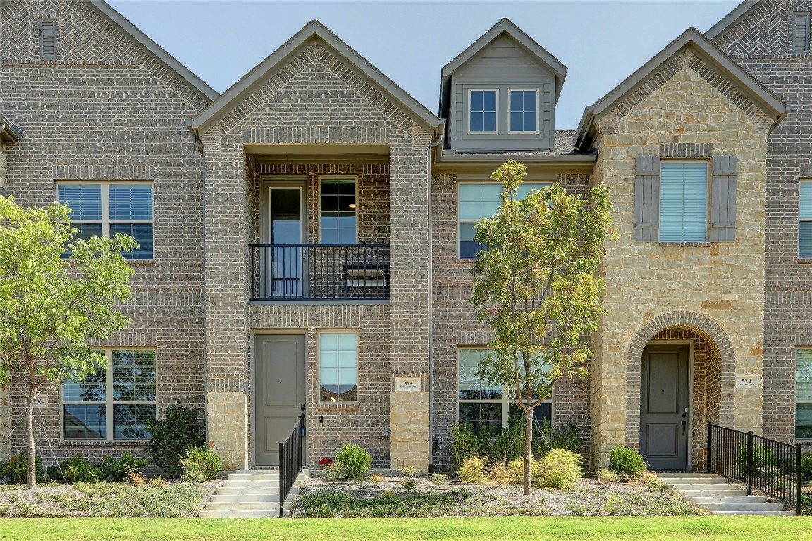528 Ballustrade Drive Irving TX 75039