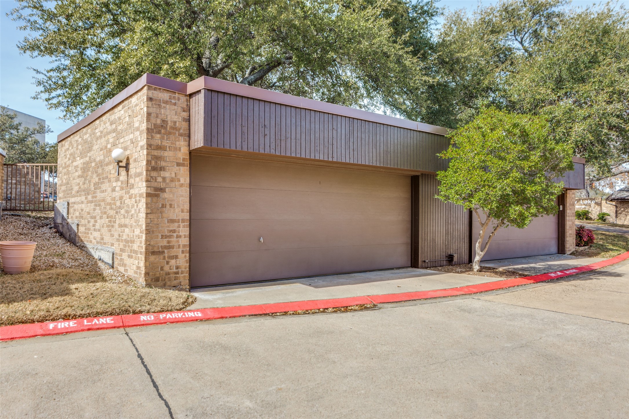 4225 Brook Tree Drive Fort Worth TX 76109