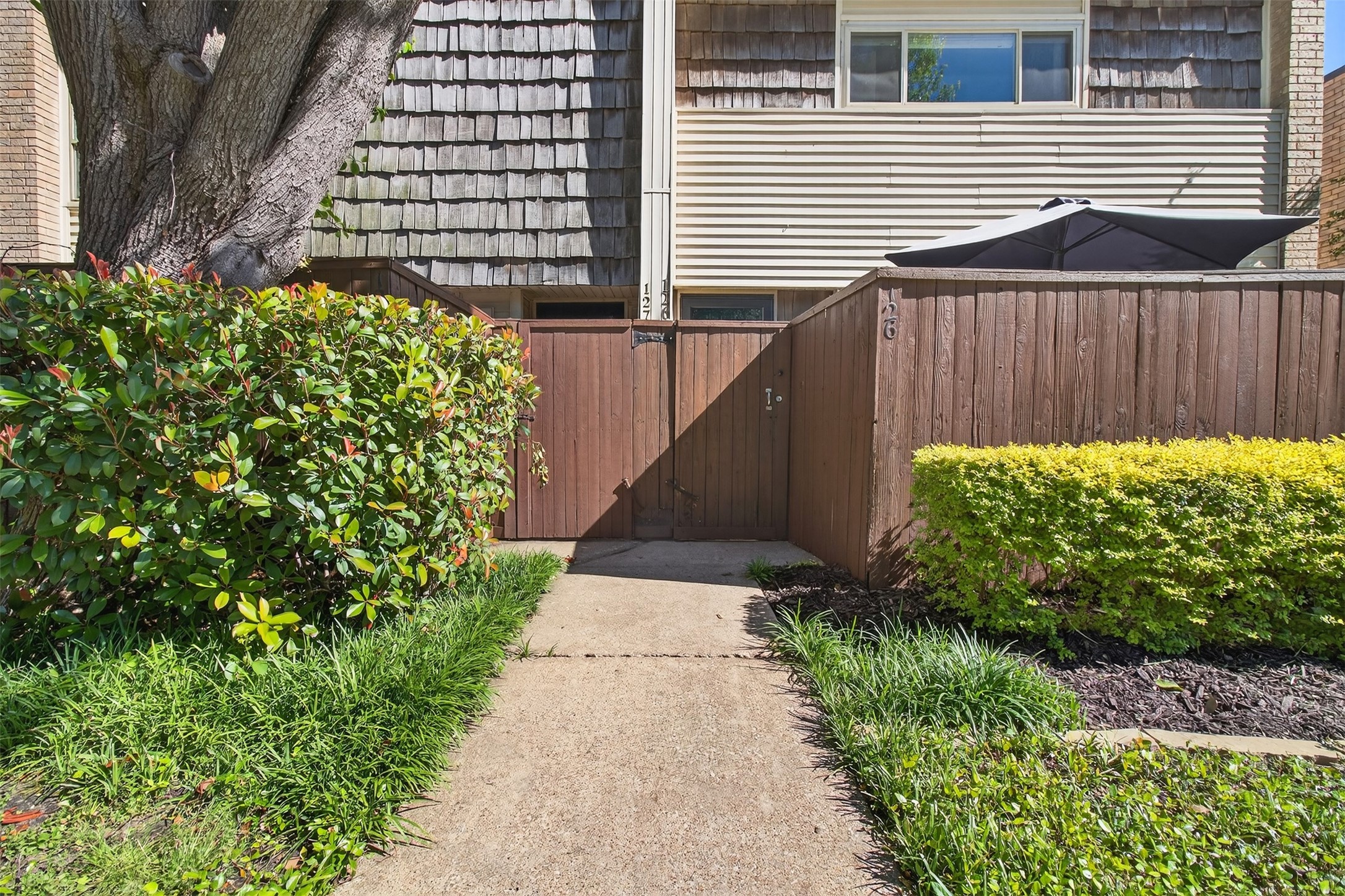 2702 Douglas Avenue Dallas TX 75219