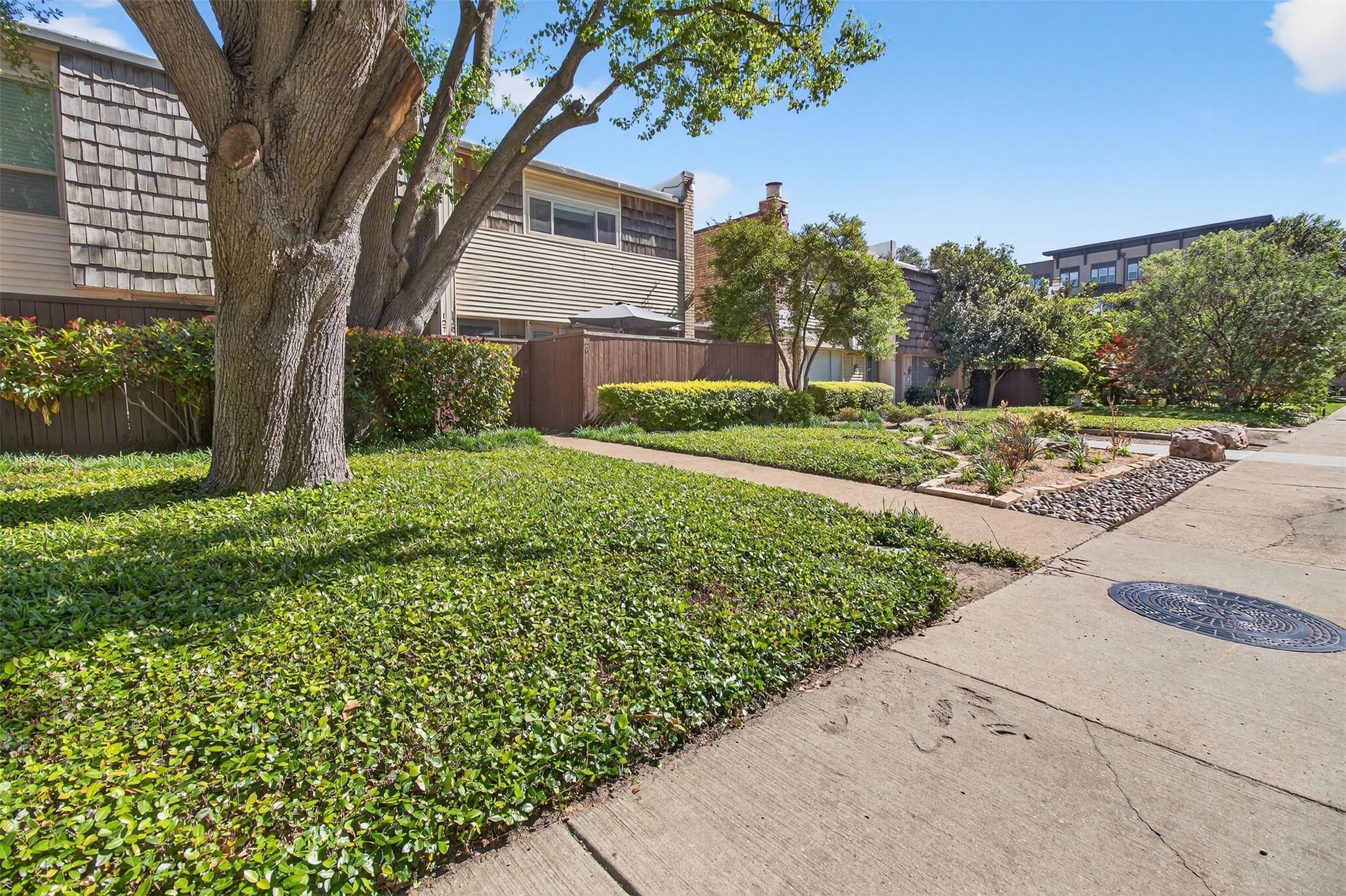 2702 Douglas Avenue Dallas TX 75219