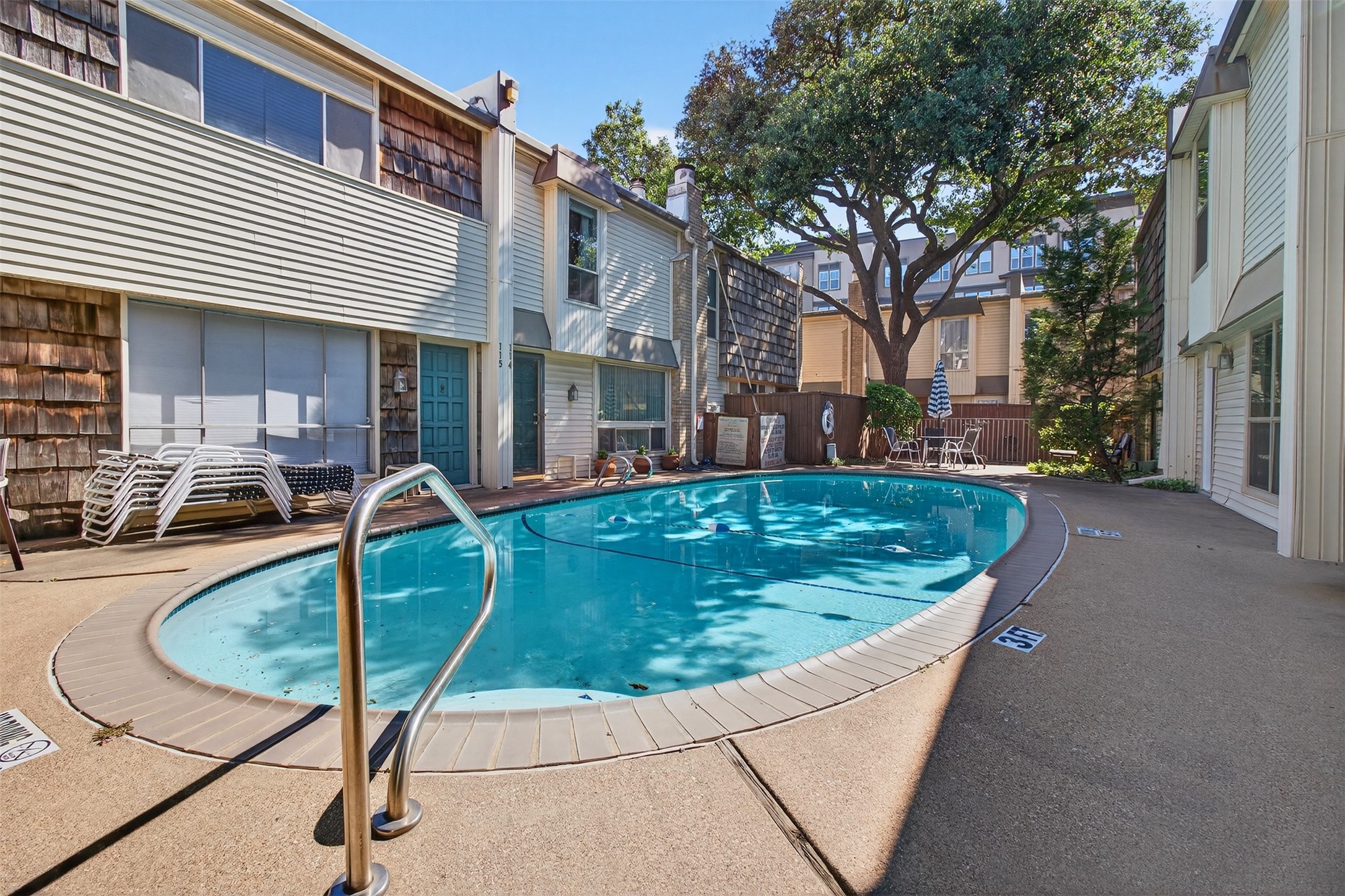 2702 Douglas Avenue Dallas TX 75219