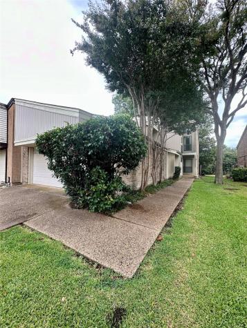 2424 Richoak Drive Garland TX 75044