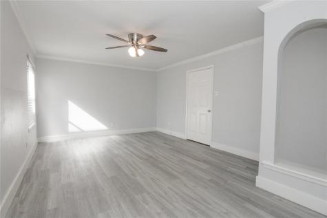 2007 Clubview Drive Carrollton TX 75006